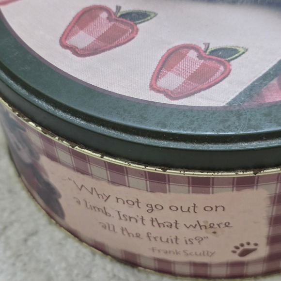 Boyds Bears Country Collectible Tin Round Storage Box - Picture 11 of 16